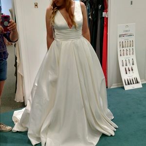 Wedding dress